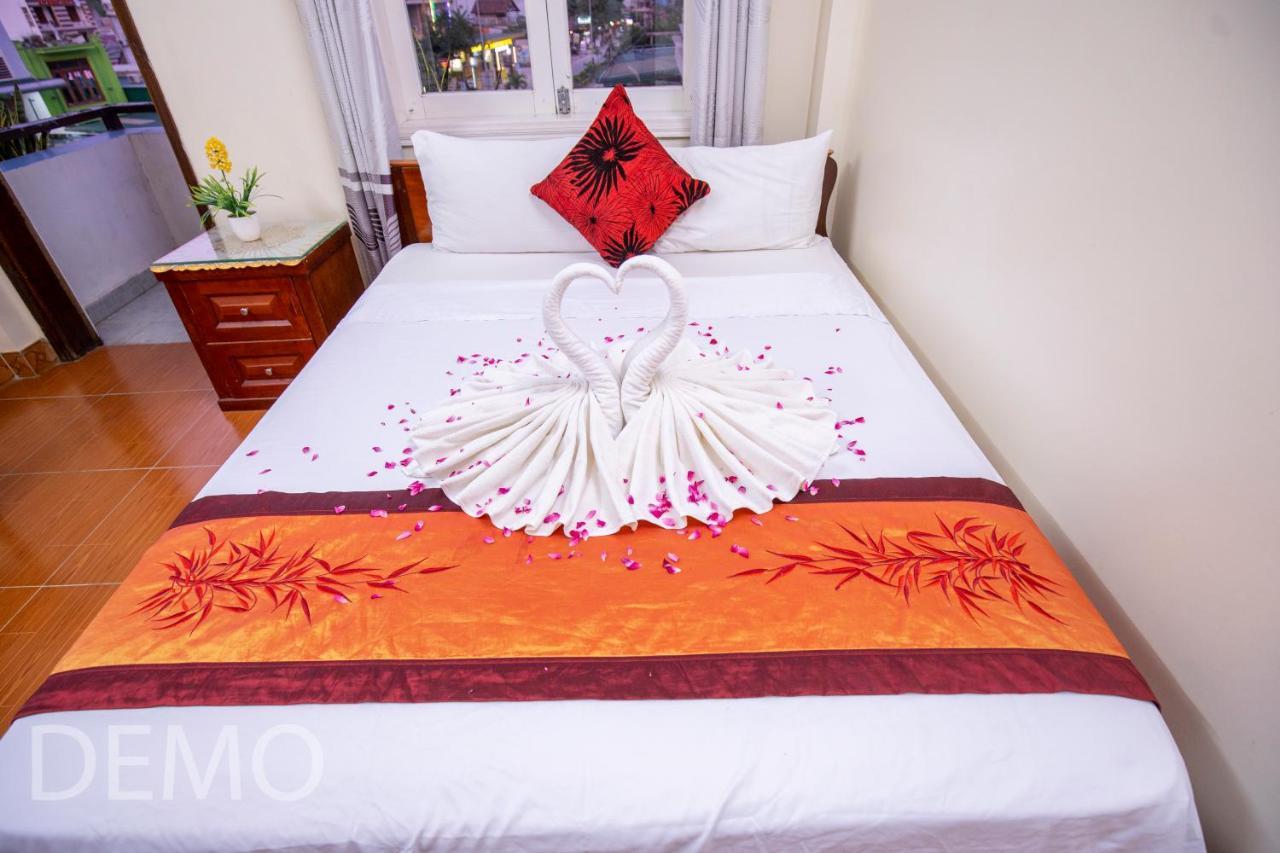 Thien Thanh Hotel Phong Nha Esterno foto